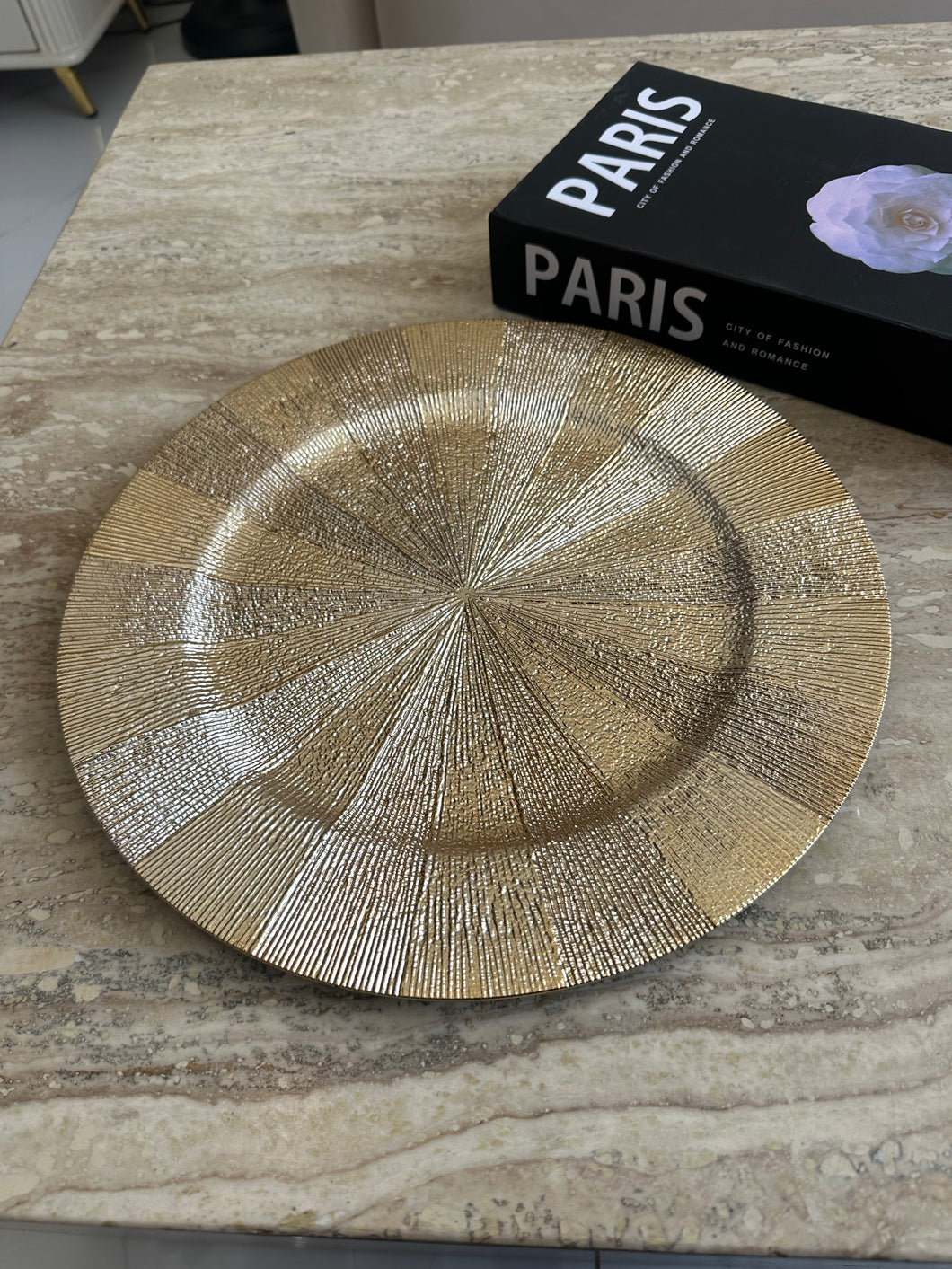 Textured Round Gold Tray 005