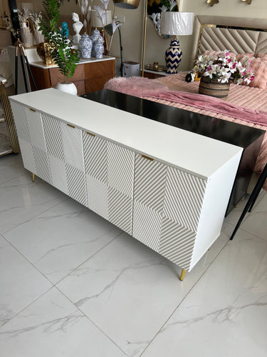 White Whisper Console