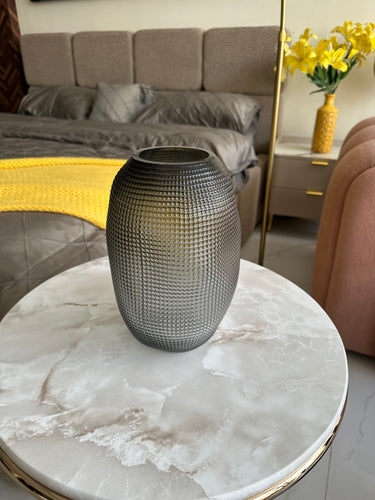 Black Checked Glass Vase 002