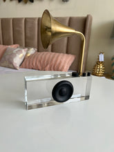 Gramophone crystal