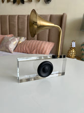 Gramophone crystal