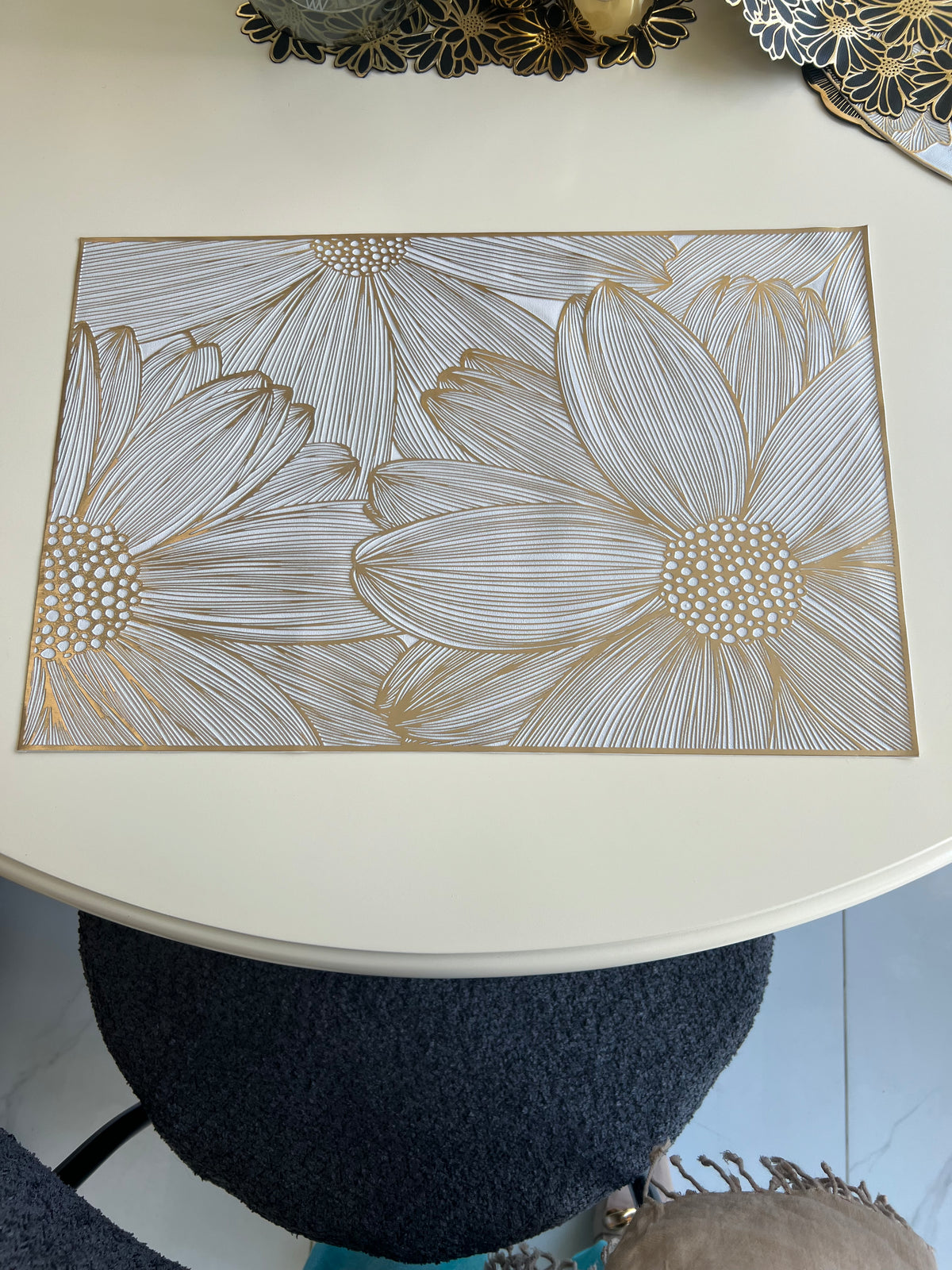 Table Mat 05