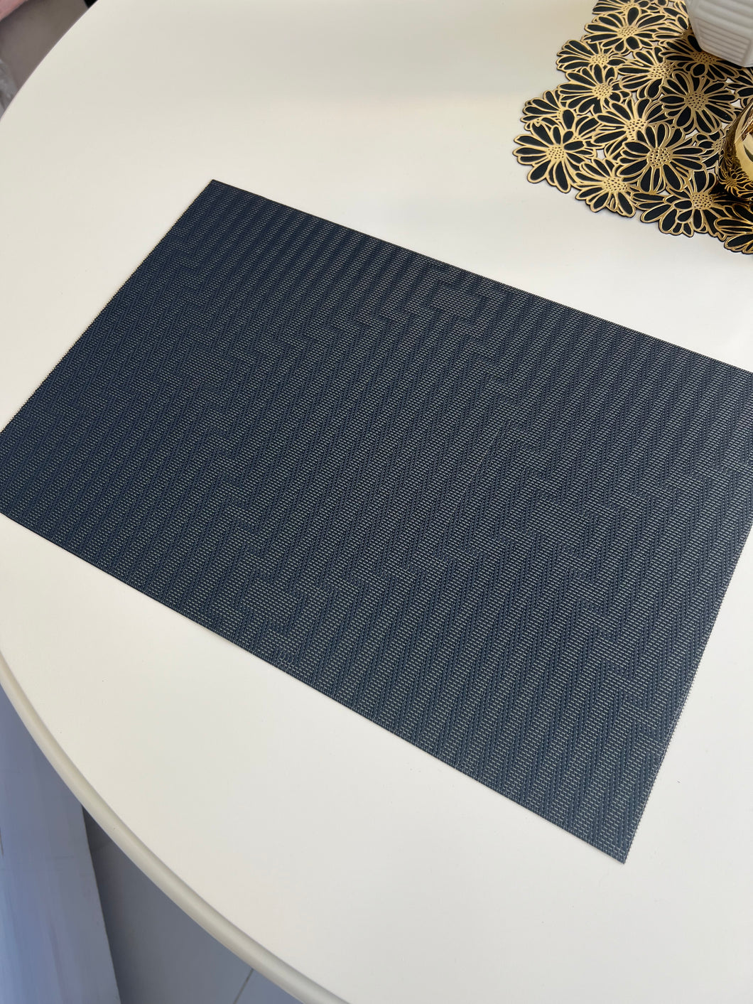 Table Mat 10