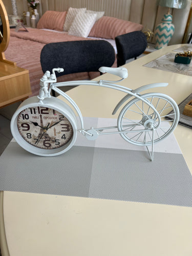 Cycle Rustic clock 01