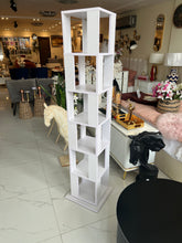 Anatonio Rotating shelf