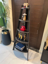 Zulu Shelf