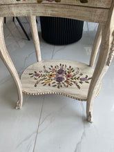 Bell Victorian Table White Hand painted 02