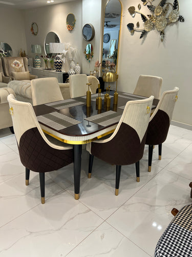 Chestnut Charm Dinning Table