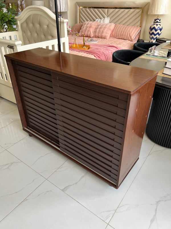 Alcantara shoerack Dark brown