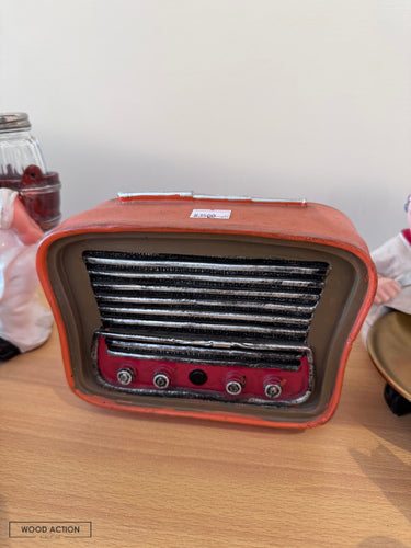 Antique Orange Radio