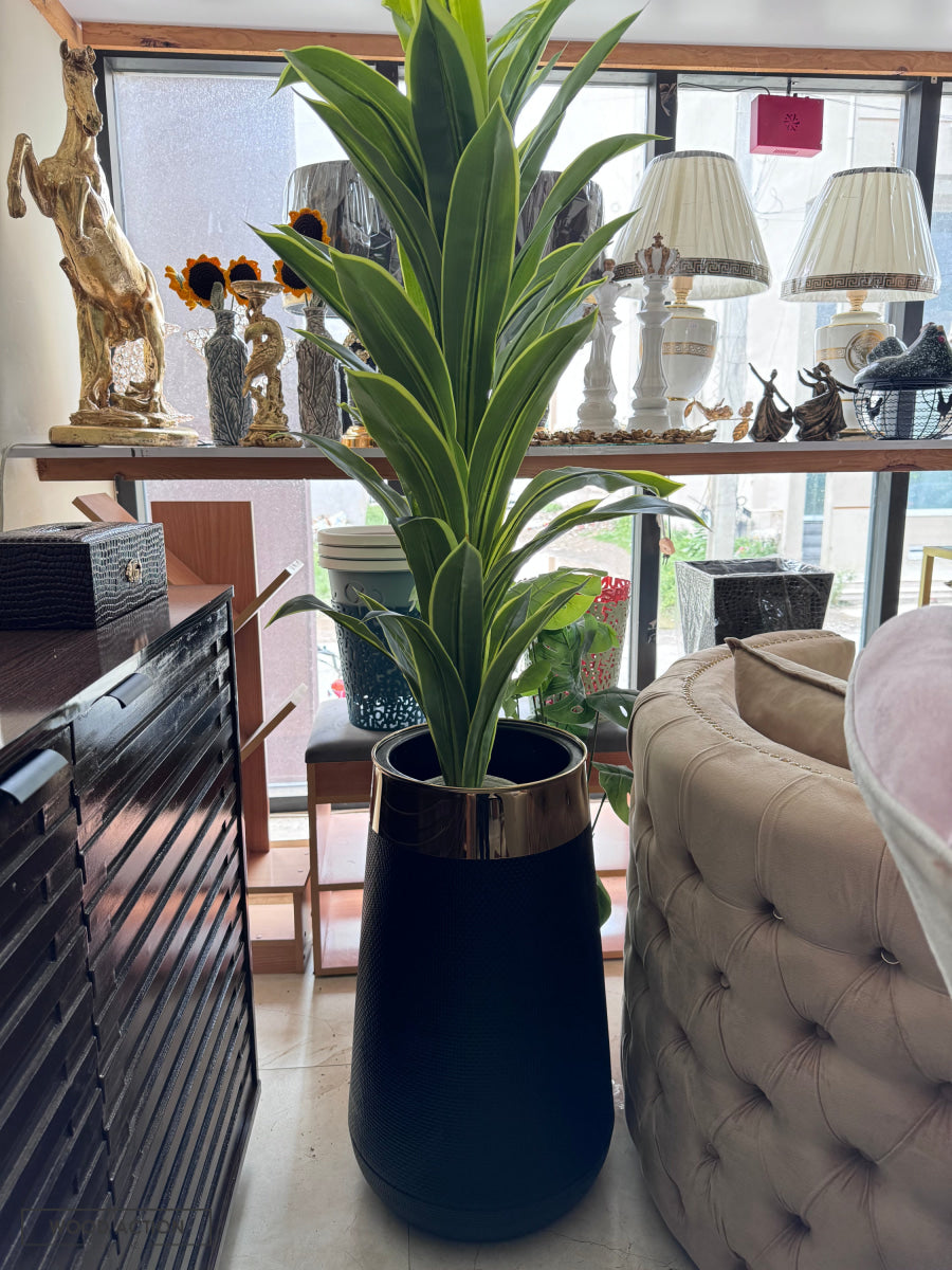 Artifical Plants And Planter 02