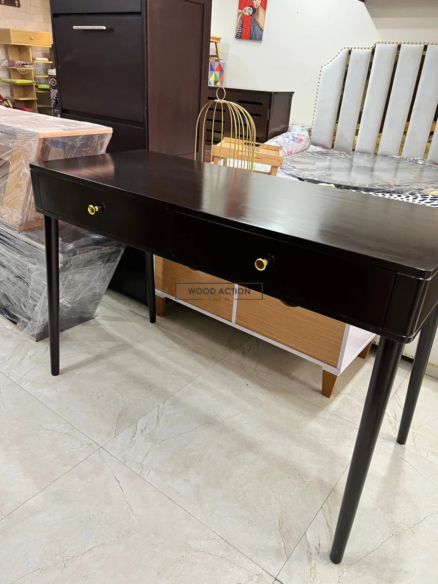 Astor Study Table