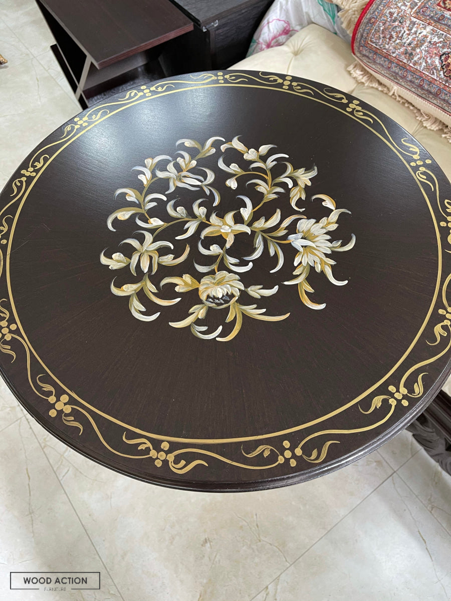 Edda Entrance Table
