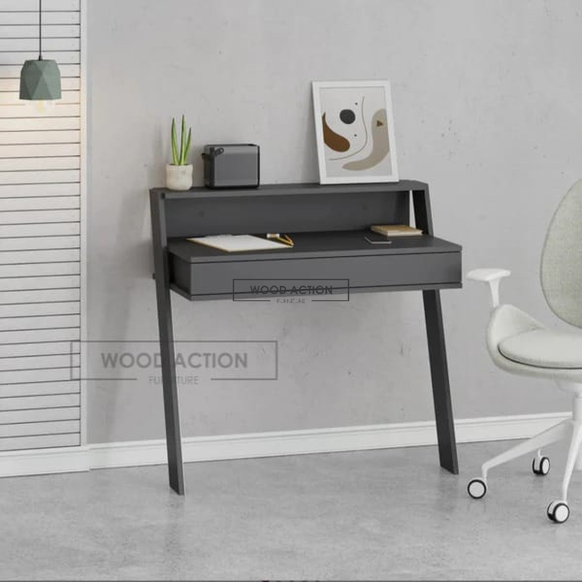 Emilia Study Table