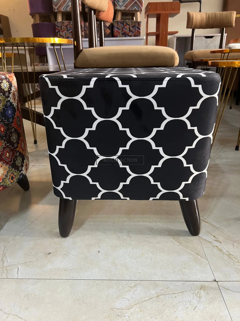 Lily Stool – Wood Action