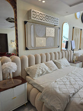 Royal puff Bed
