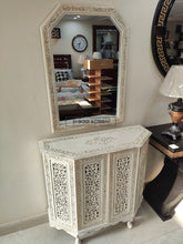 Shahi Mirror Console