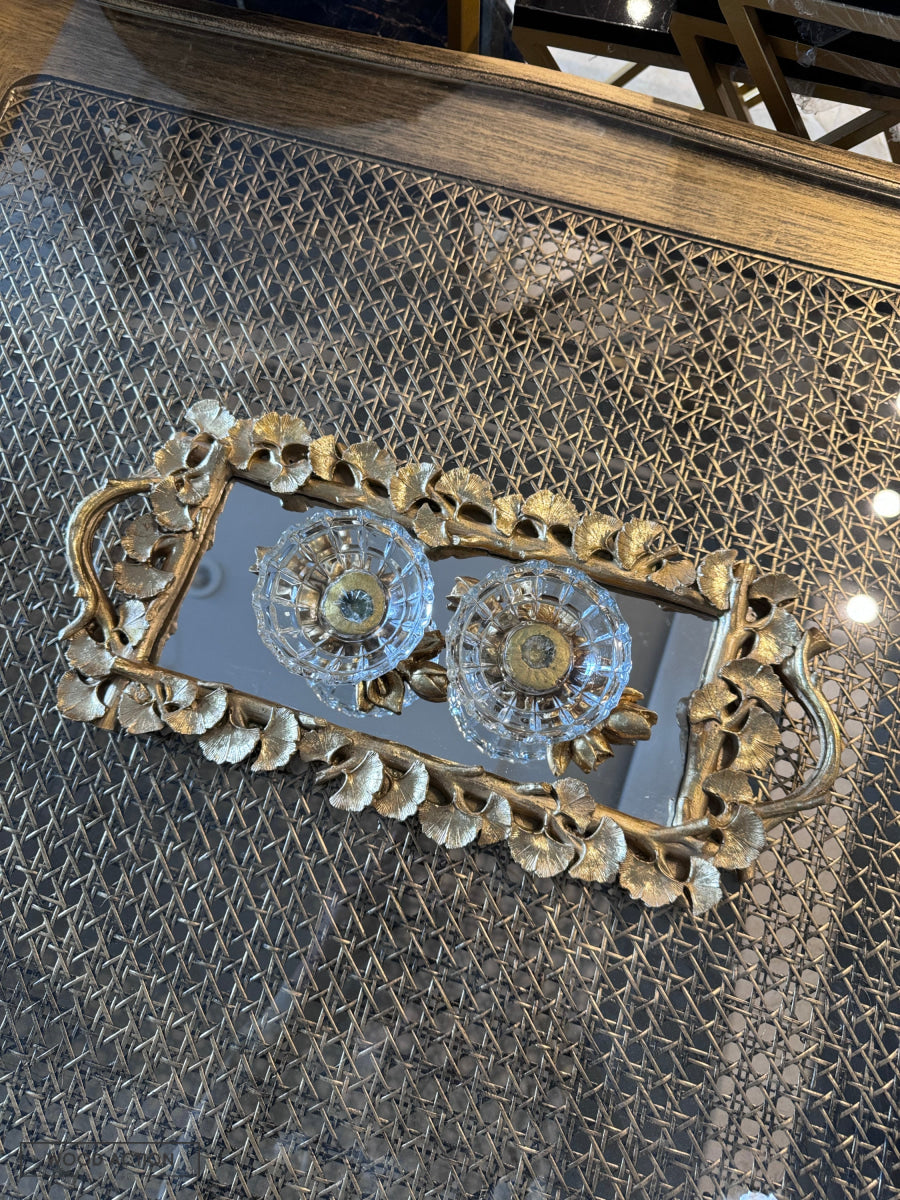 Tray 015